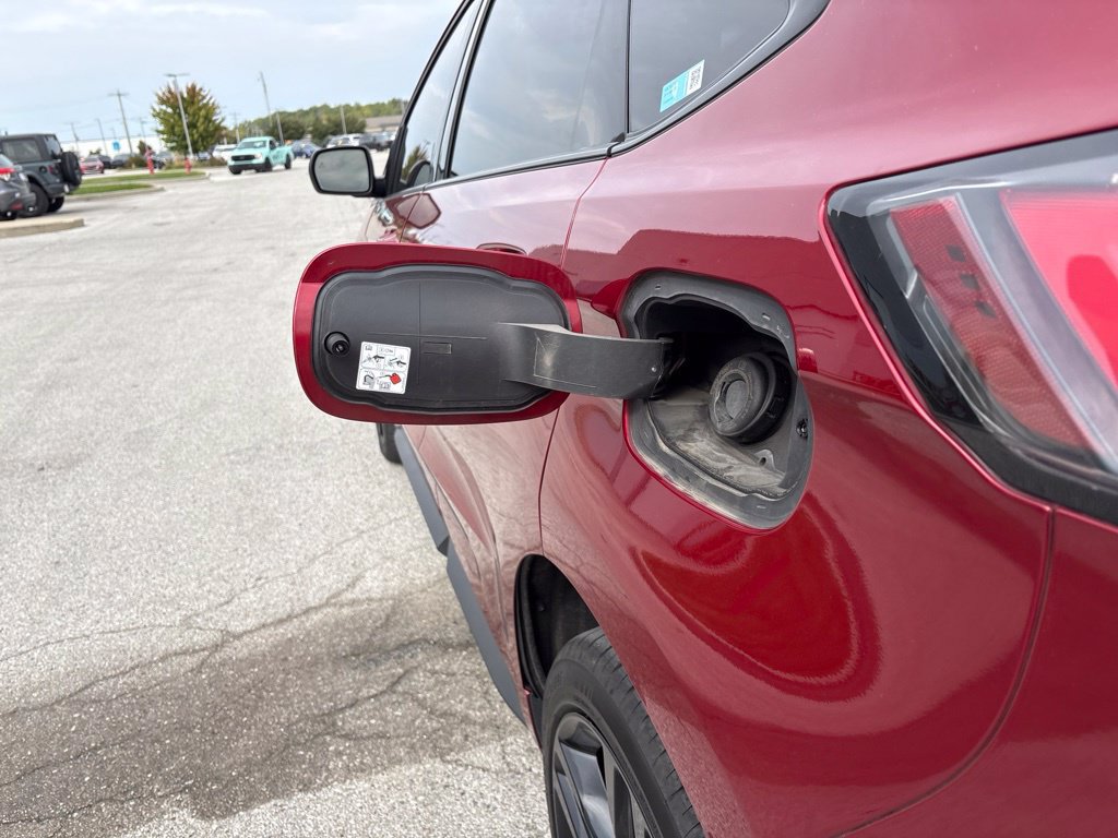 Used 2019 Ford Edge ST w/ Equipment Group 401A AWD/4WD image 7