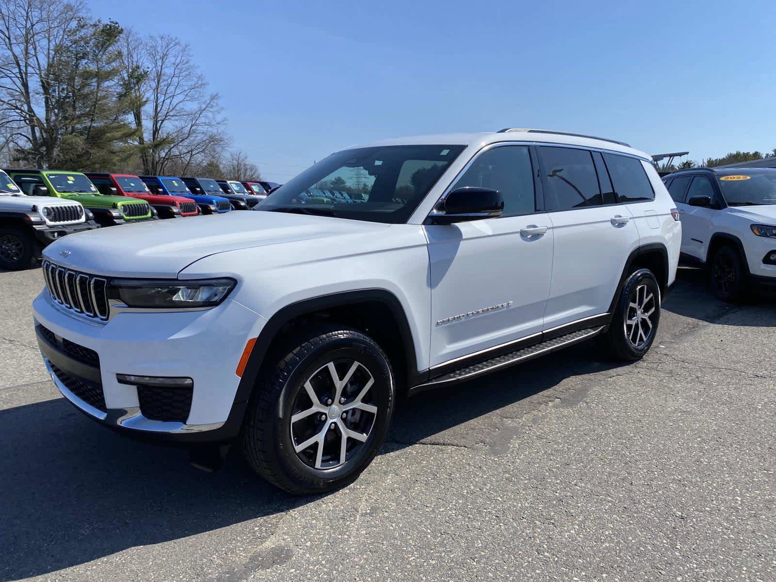 Certified 2025 Jeep Grand Cherokee L Limited w/ Trailer Tow Package image 10