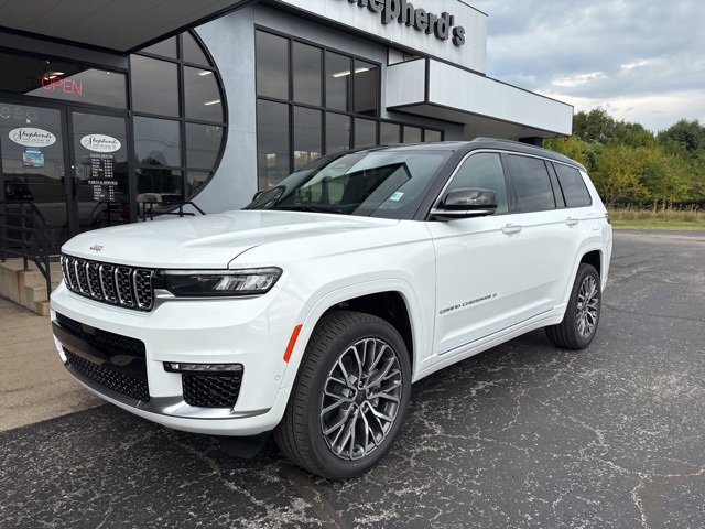 New 2025 Jeep Grand Cherokee L Summit image 2