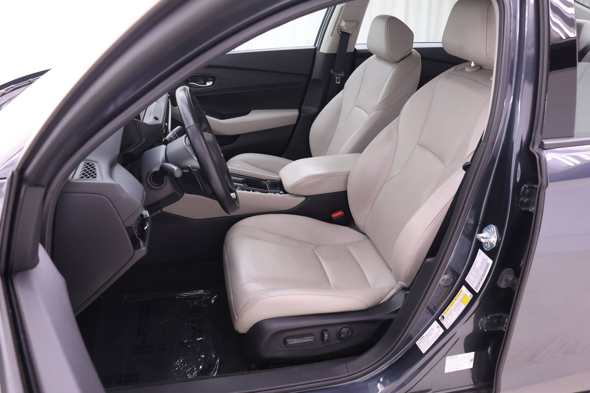 Used 2023 Honda Accord EX-L image 4
