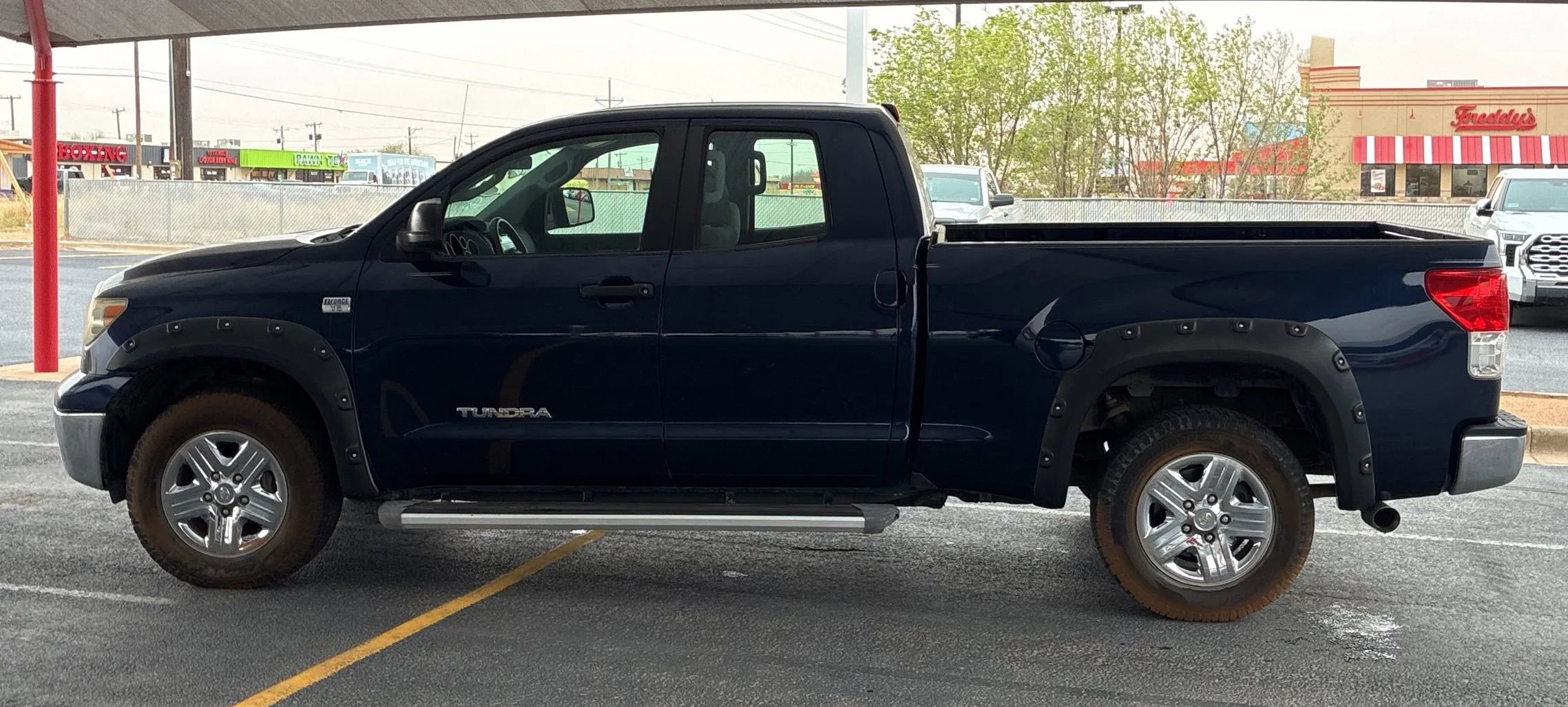 Used 2010 Toyota Tundra 2WD Double Cab image 3