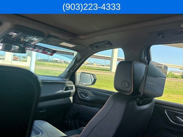 Used 2024 GMC Yukon AT4 w/ Technology Package AWD/4WD image 27