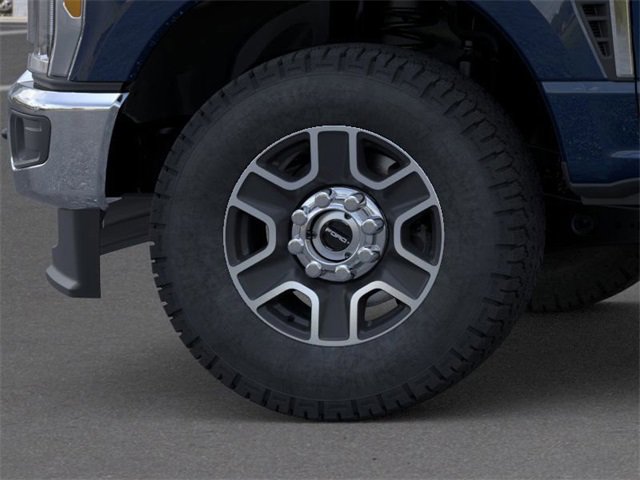 New 2025 Ford F250 XLT w/ FX4 Off-Road Package image 19