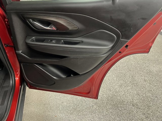 Used 2024 GMC Terrain SLE w/ Driver Convenience Package image 53