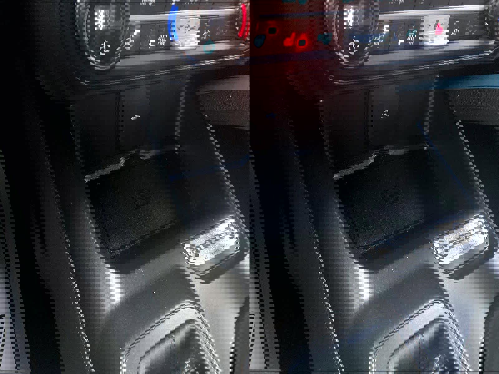 Used 2023 Ford Bronco Wildtrak image 26