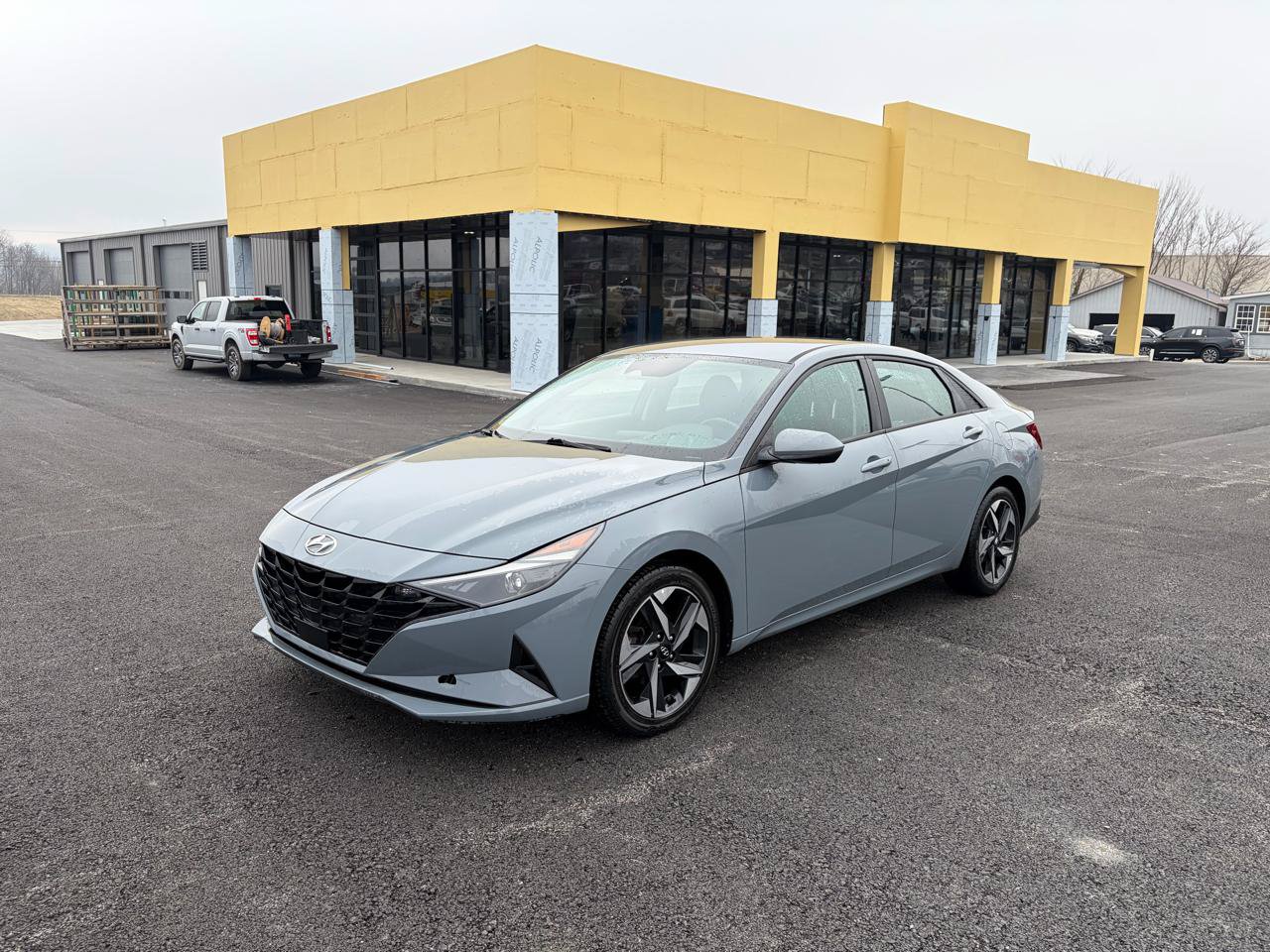 Used 2023 Hyundai Elantra SEL w/ Convenience Package image 7