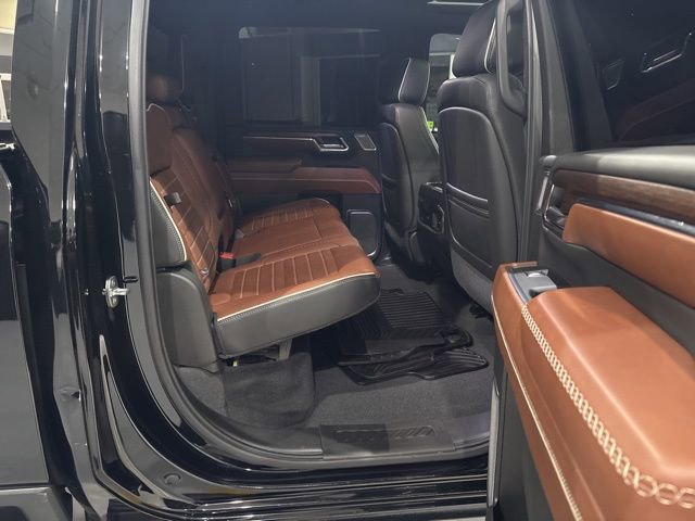 Used 2024 GMC Sierra 2500 Denali Ultimate image 25