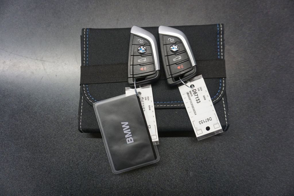 Used 2024 BMW 330i Sedan image 19