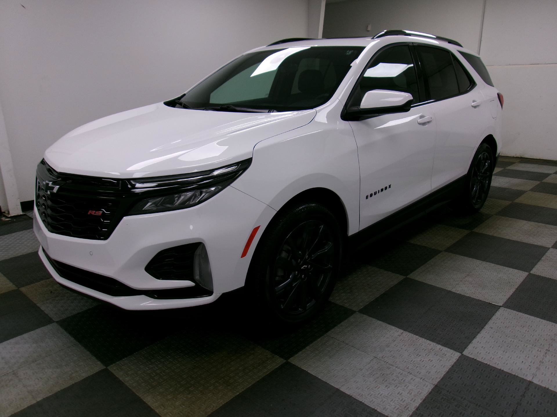 Used 2024 Chevrolet Equinox RS