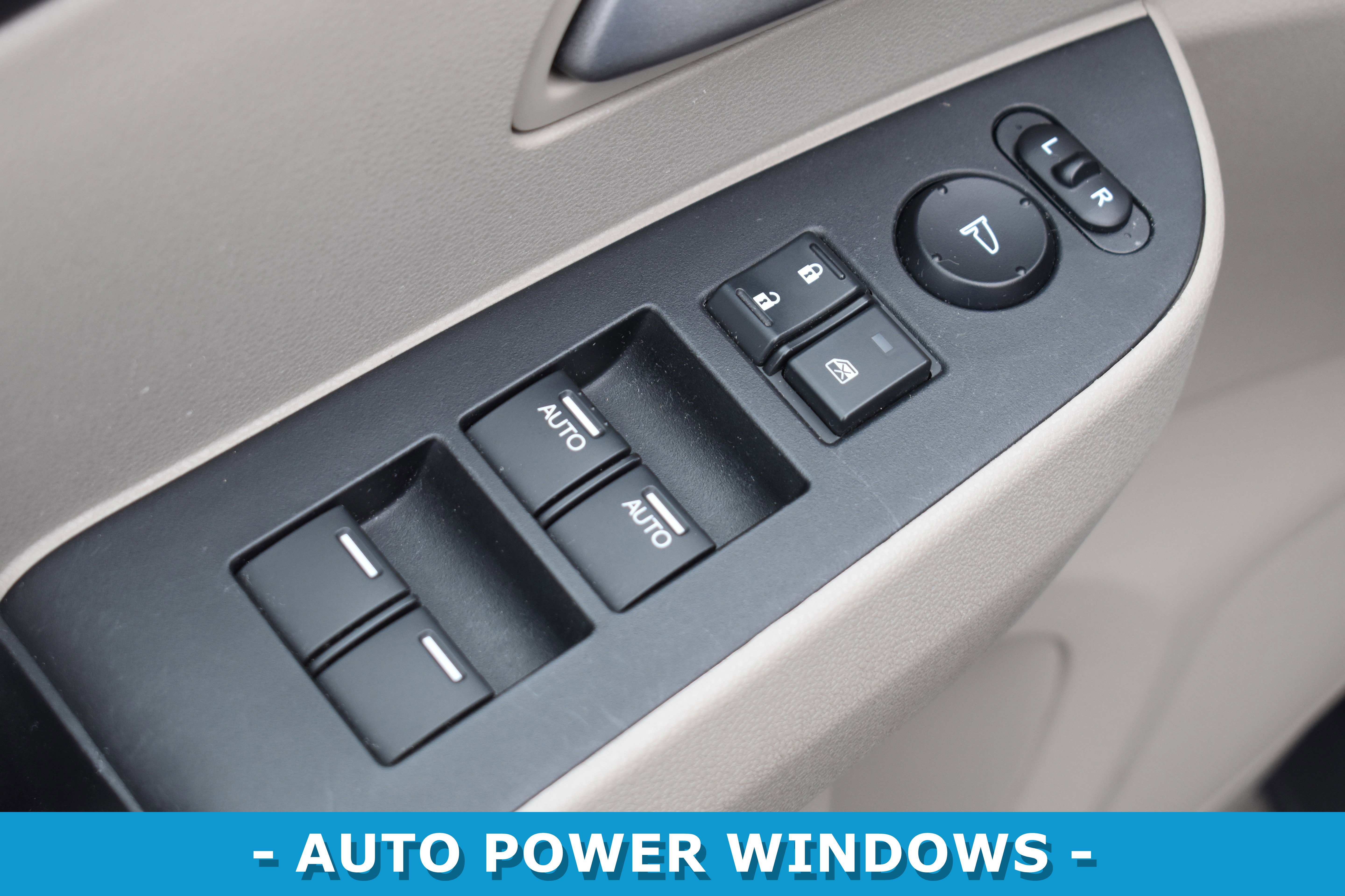 Used 2011 Honda Odyssey EX-L image 7