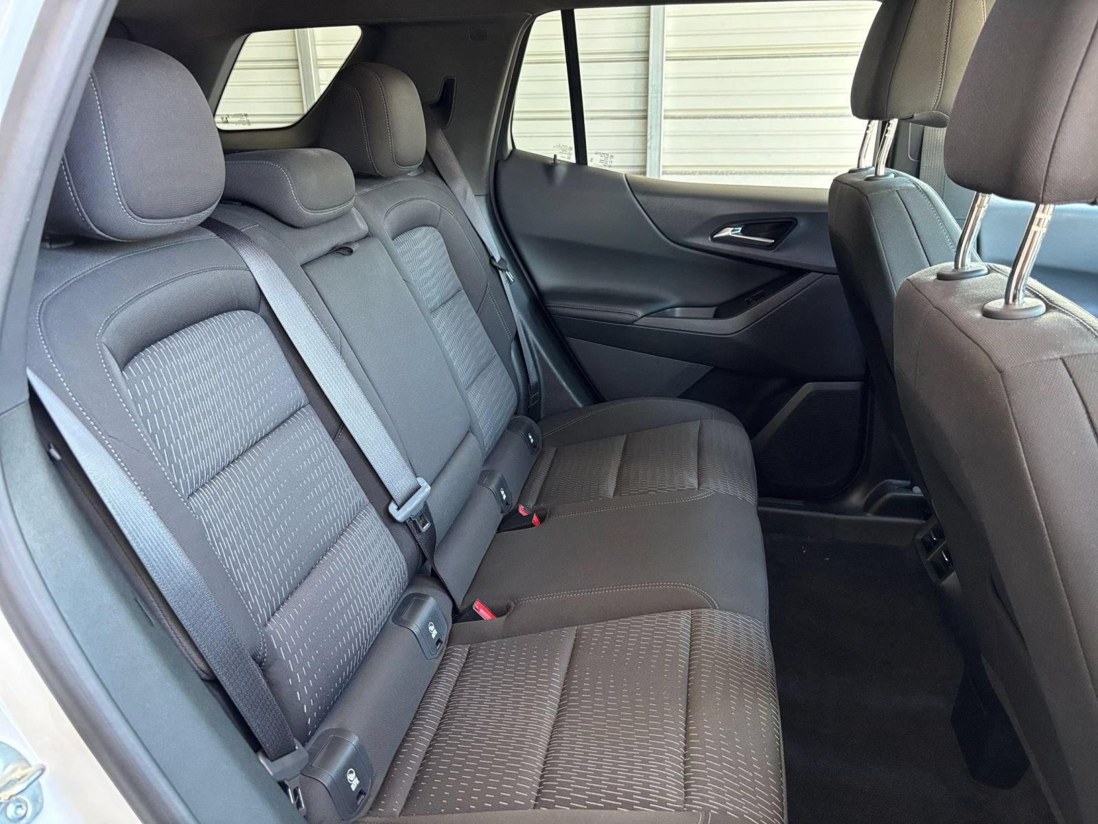 Used 2025 Chevrolet Equinox LT FWD image 38
