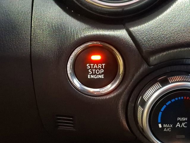 Used 2017 FIAT 124 Spider Classica image 17