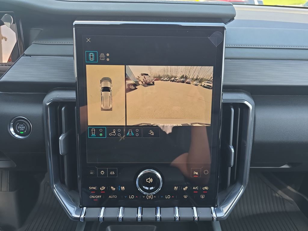 New 2026 GMC Acadia AT4 w/ Luxury Package AWD/4WD image 24