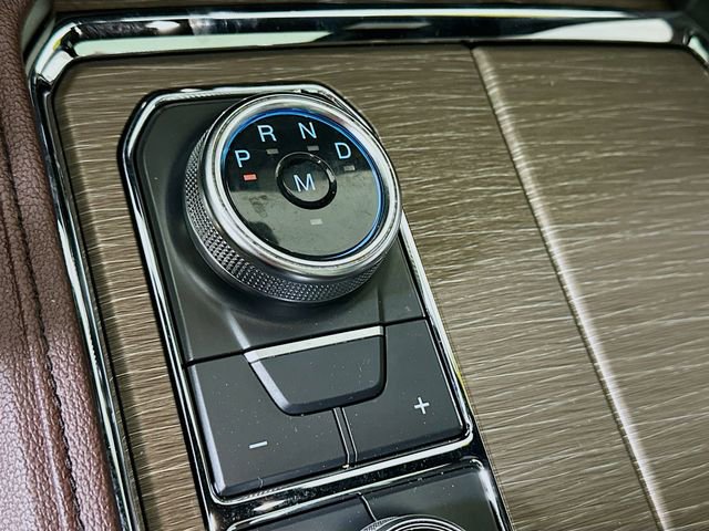 Used 2022 Ford Expedition Max Limited image 18