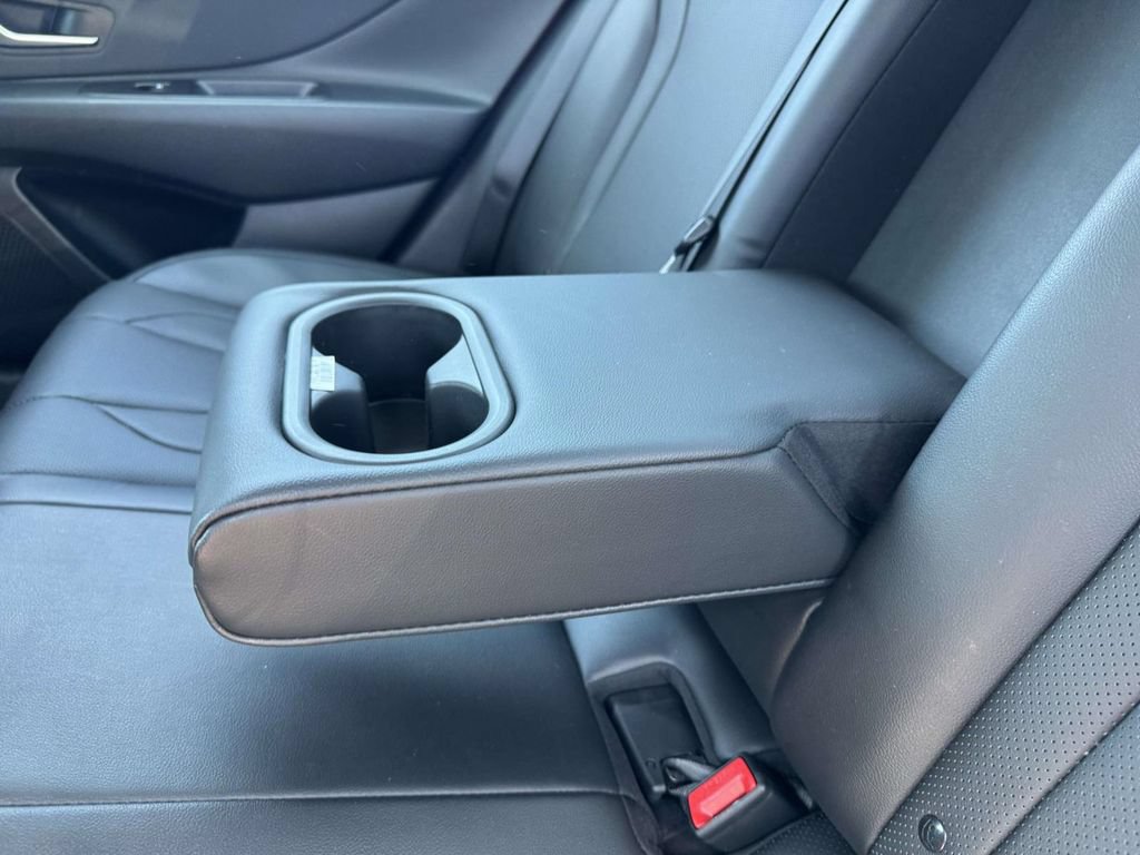 Certified 2023 Hyundai Elantra Limited FWD image 14