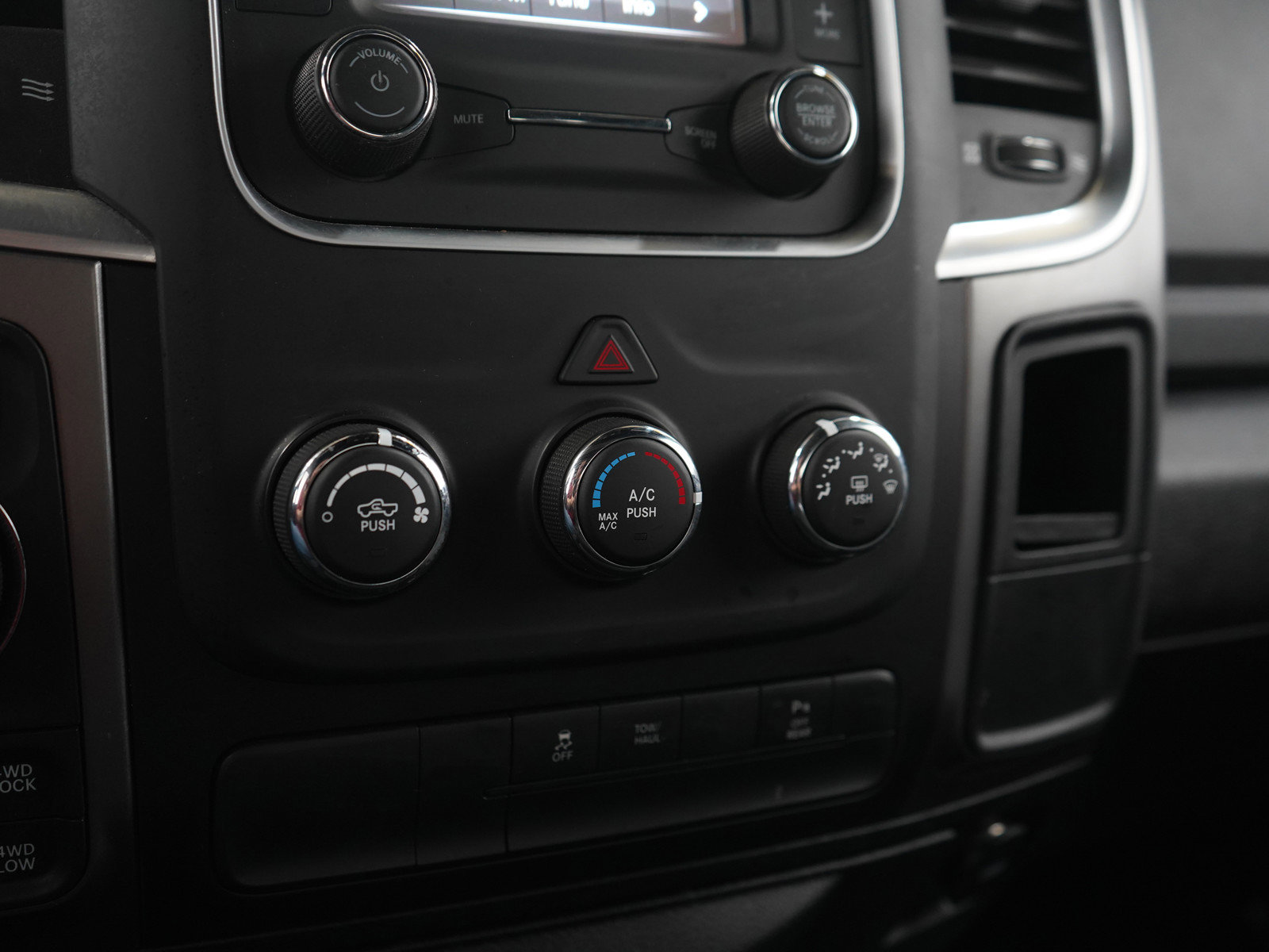 Used 2022 RAM 1500 Classic Warlock image 21