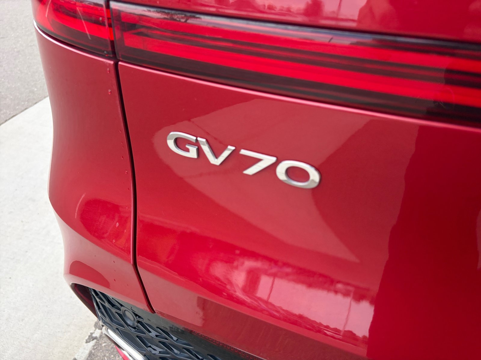 Used 2025 Genesis GV70 2.5T AWD/4WD image 23