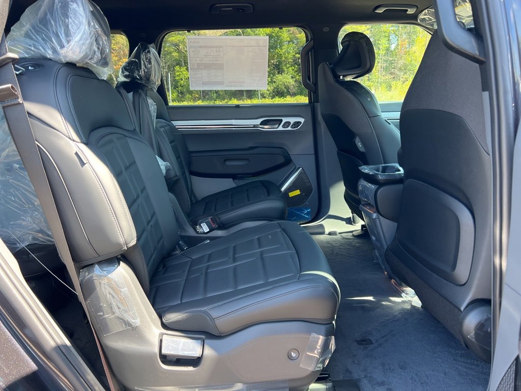 New 2026 Kia EV9 Land image 13