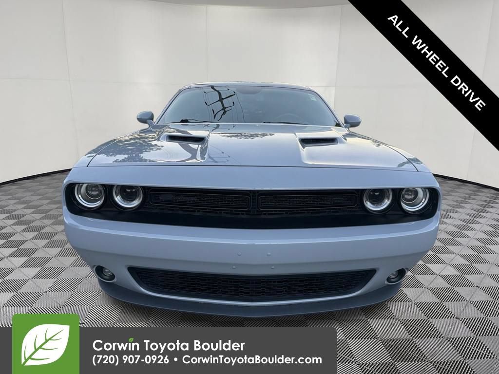 Used 2022 Dodge Challenger SXT w/ Driver Convenience Group AWD/4WD image 2