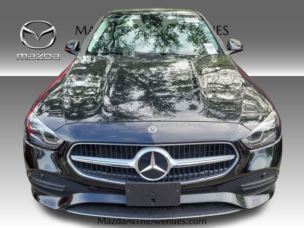 Used 2025 Mercedes-Benz C 300 Sedan image 4