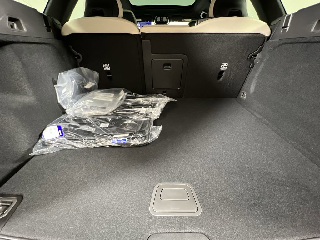 New 2026 Volvo XC60 B5 Core image 20