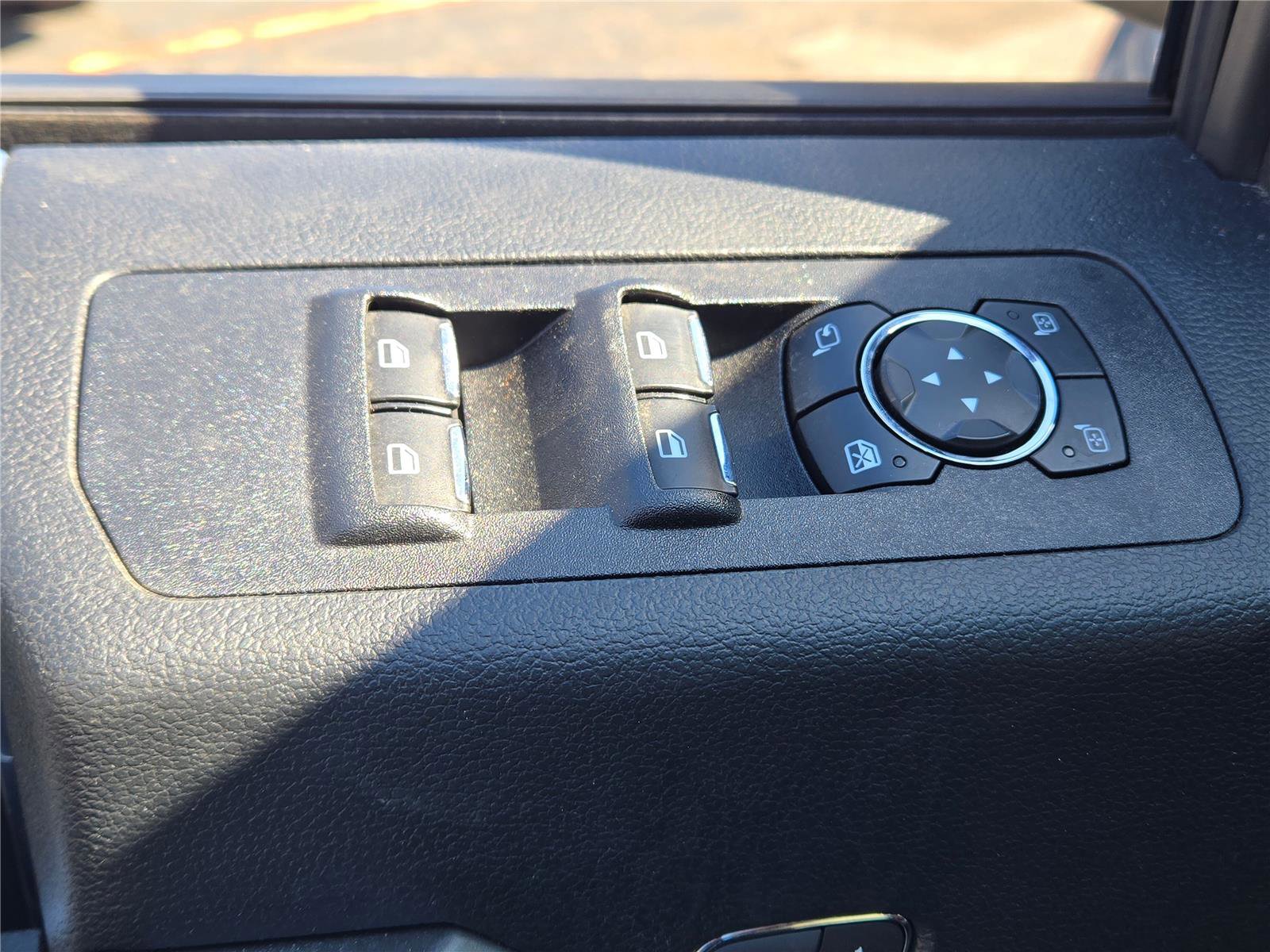 Used 2019 Ford F150 Lariat w/ Equipment Group 502A Luxury image 28