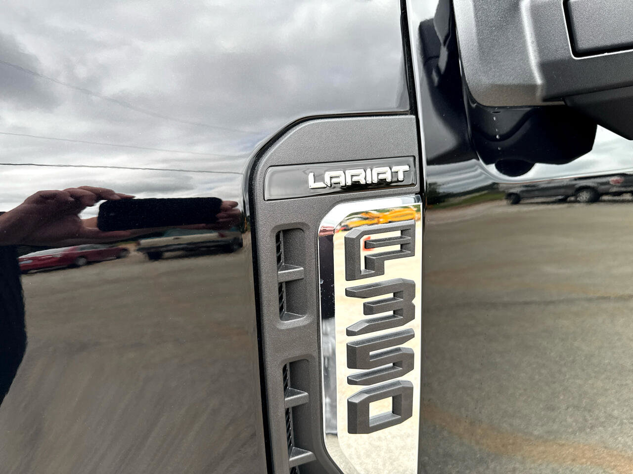 New 2026 Ford F350 Lariat image 14