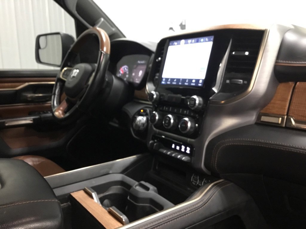 Used 2022 RAM 1500 Limited w/ Body Color Bumper Group AWD/4WD image 23