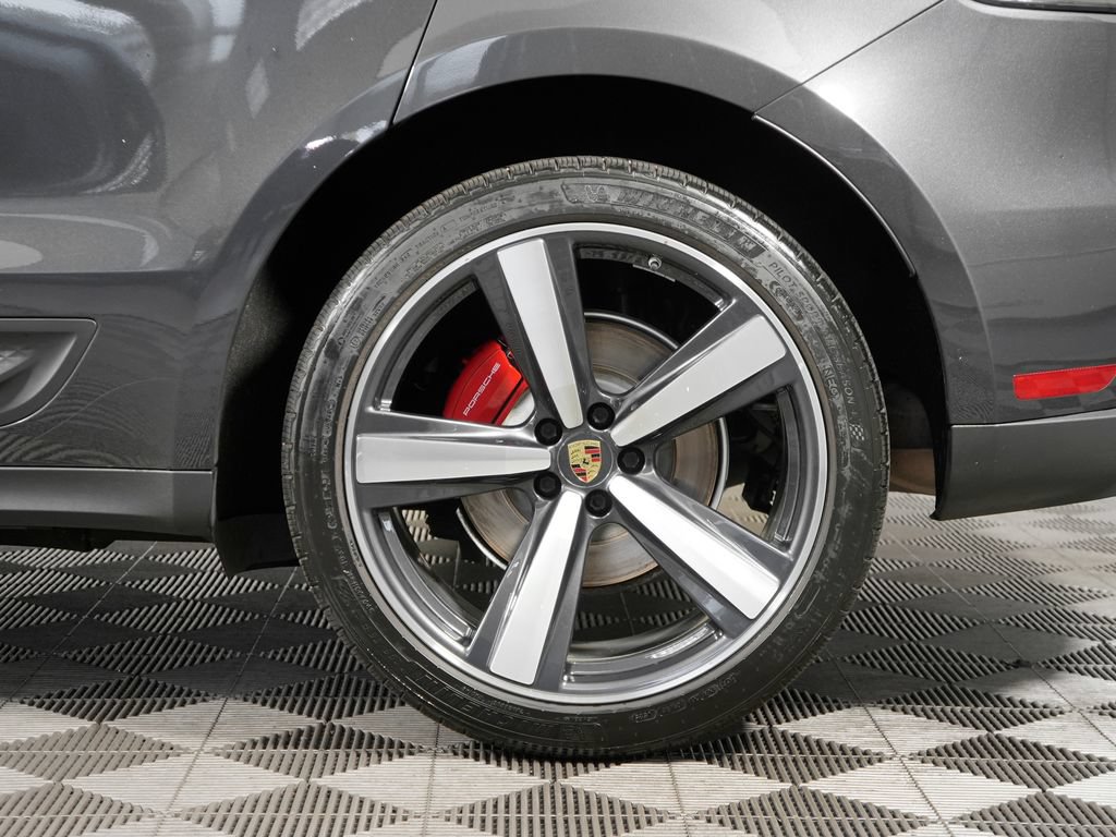 Certified 2023 Porsche Macan S AWD/4WD image 14