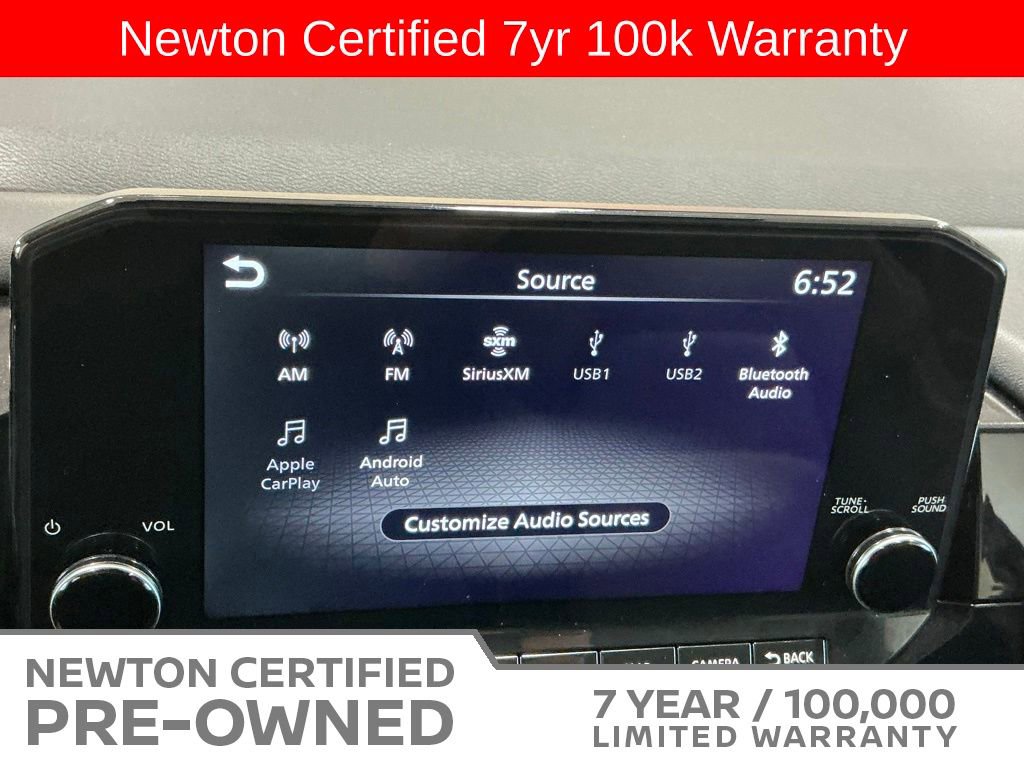 Used 2024 Nissan Pathfinder SL AWD/4WD image 37