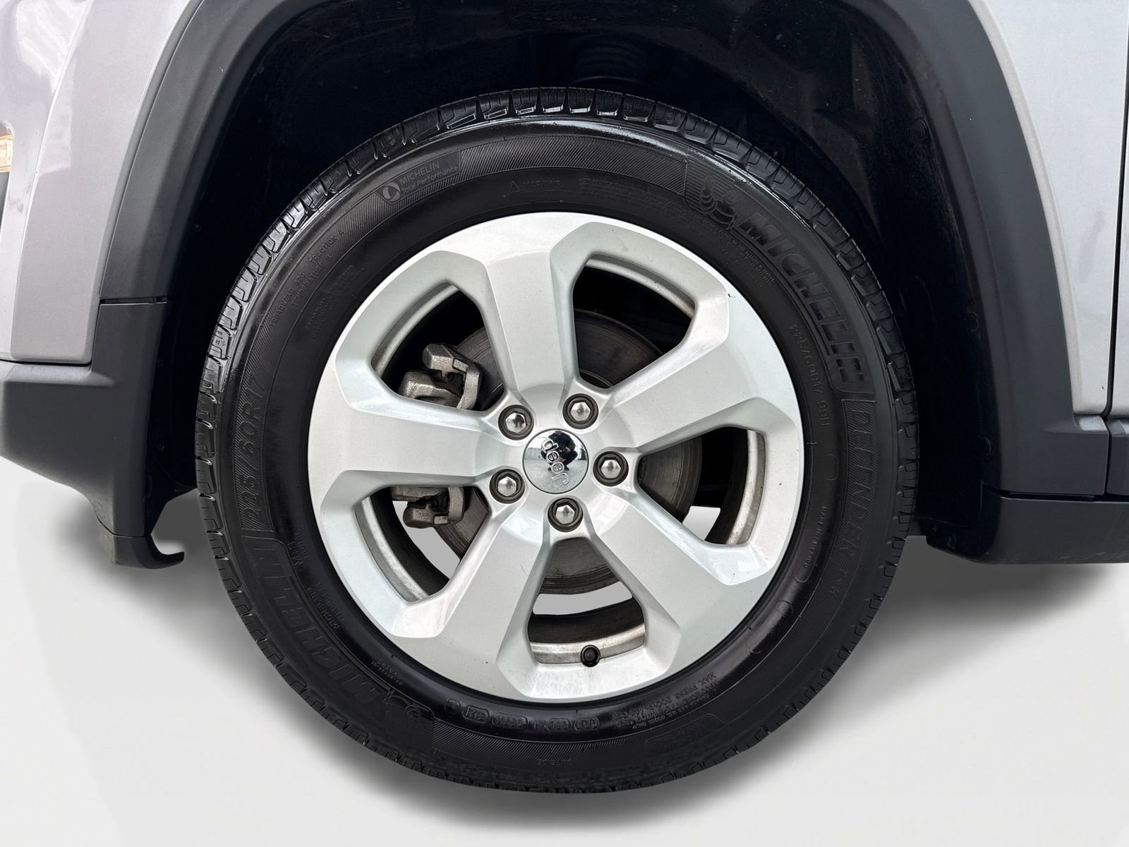 Used 2019 Jeep Compass Latitude w/ Safety & Security Group FWD image 51