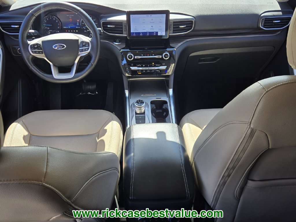Used 2021 Ford Explorer Limited w/ Equipment Group 301A RWD image 12