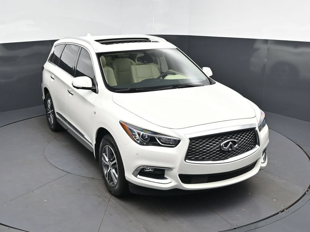 Used 2020 INFINITI QX60 Luxe w/ Essential Package