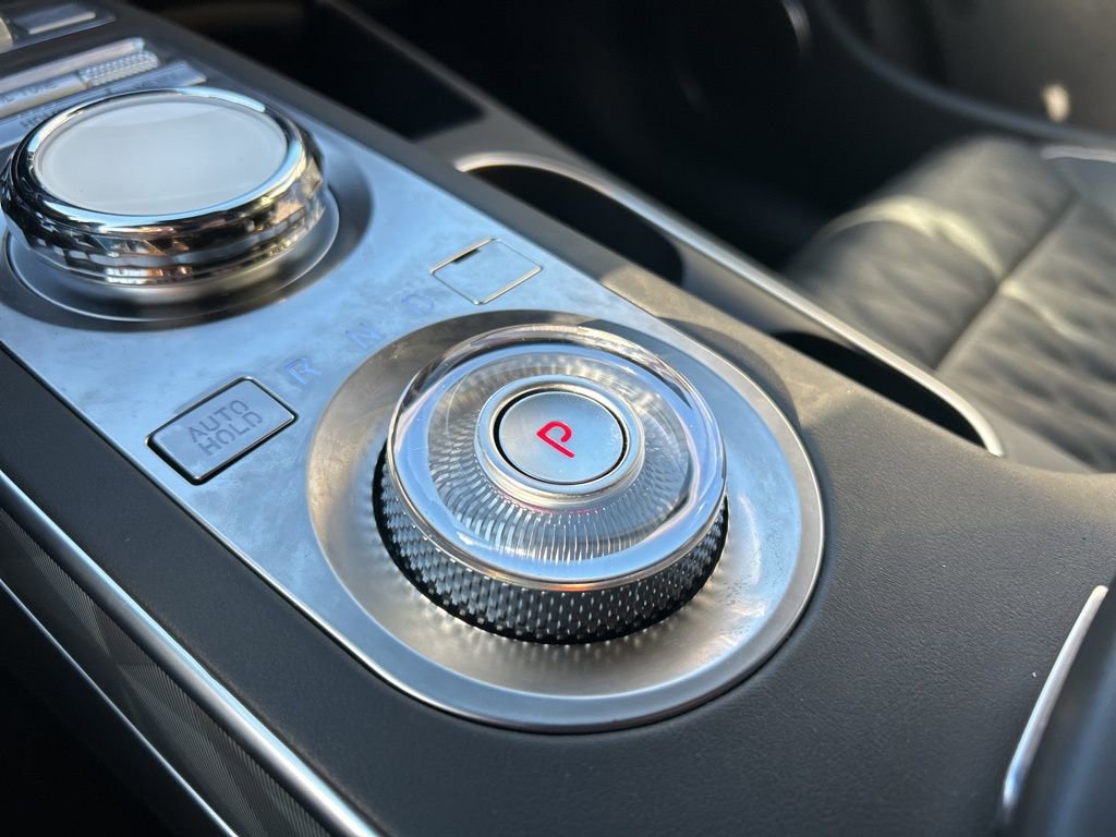 Used 2025 Genesis GV70 3.5T Sport w/ Sport Advanced Package image 20