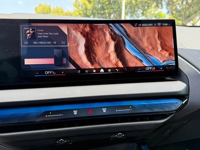 Used 2025 BMW X3 xDrive30i w/ M Sport Package AWD/4WD image 26