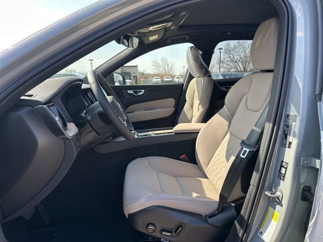 New 2026 Volvo XC60 B5 Plus w/ Protection Package Premier image 14