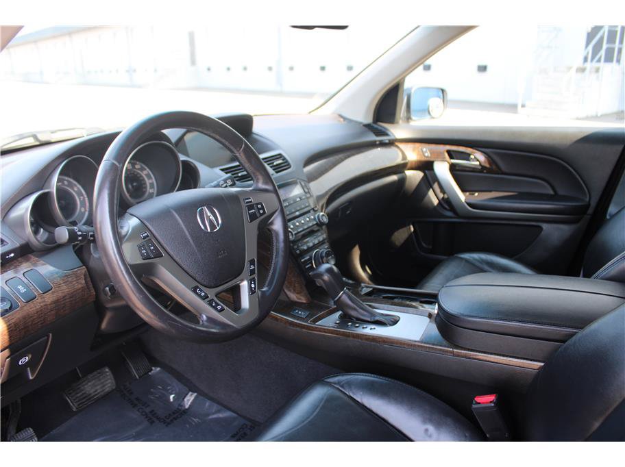 Used 2013 Acura MDX w/ Technology & Entertainment AWD/4WD image 9