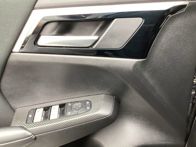 Used 2024 Mitsubishi Outlander ES image 14