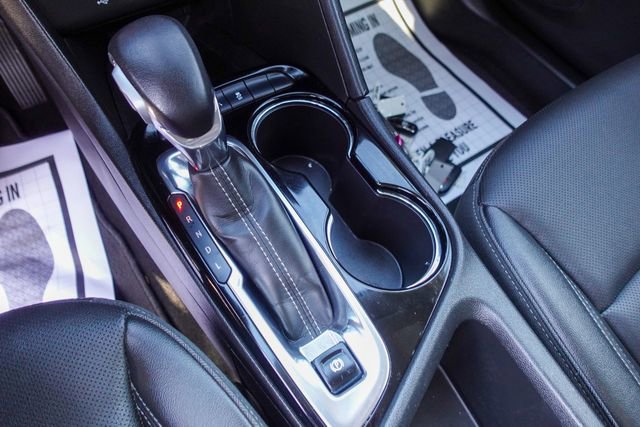 Used 2024 Buick Encore GX Sport Touring image 19