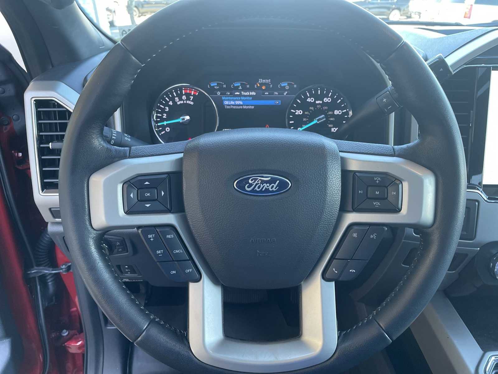 Used 2022 Ford F250 Lariat w/ Black Appearance Package image 10