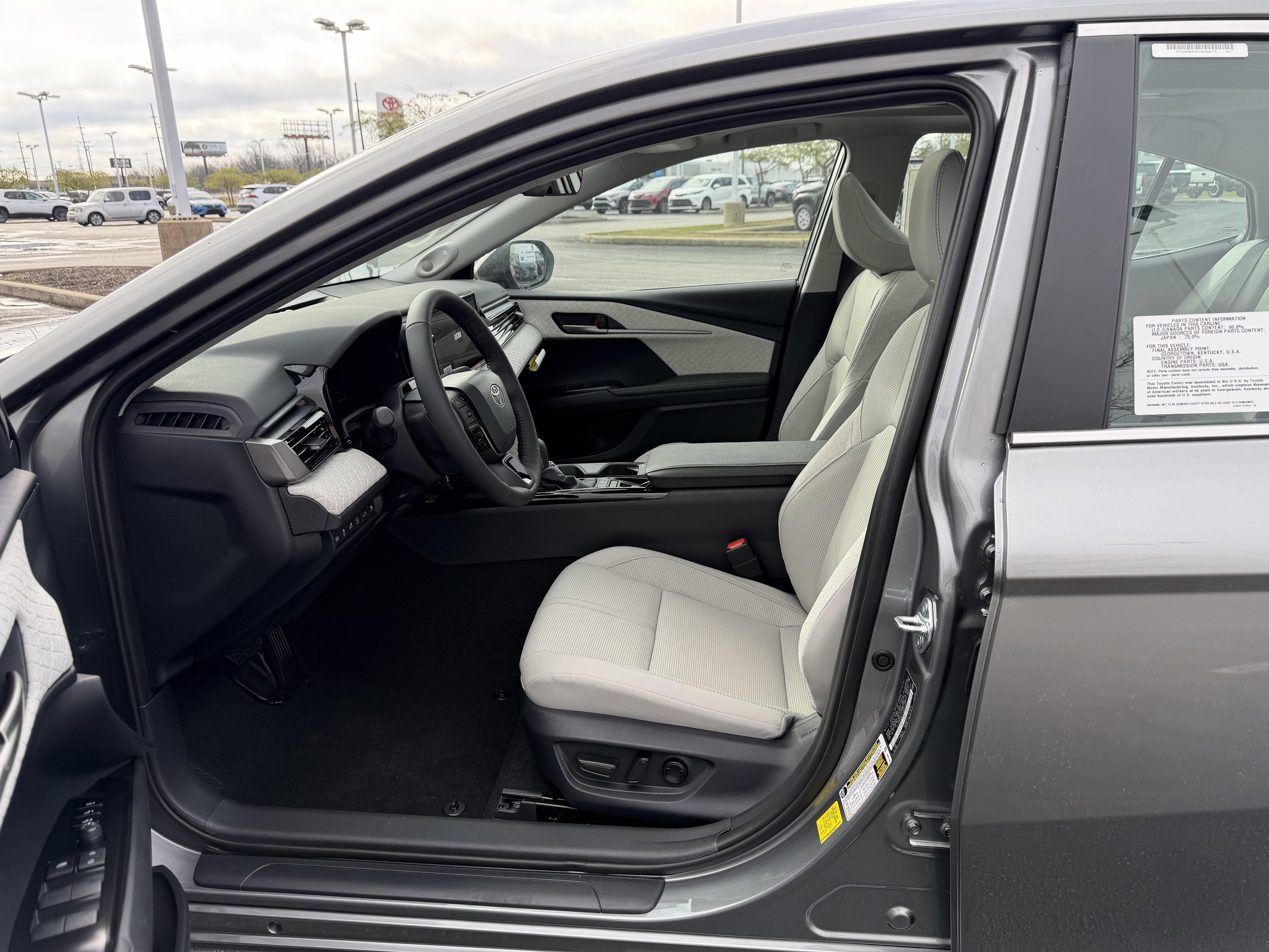 New 2026 Toyota Camry XLE w/ Premium Plus Package AWD/4WD image 9