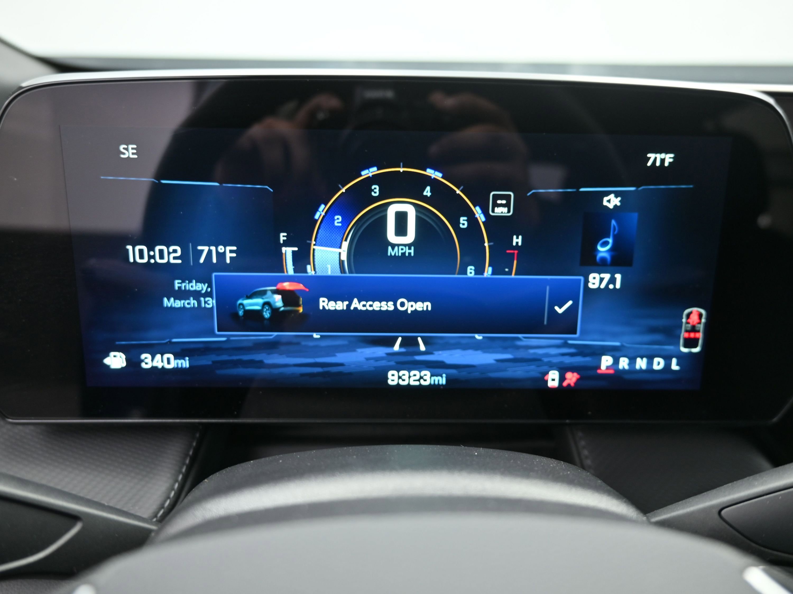 Used 2025 Chevrolet Equinox LT image 14