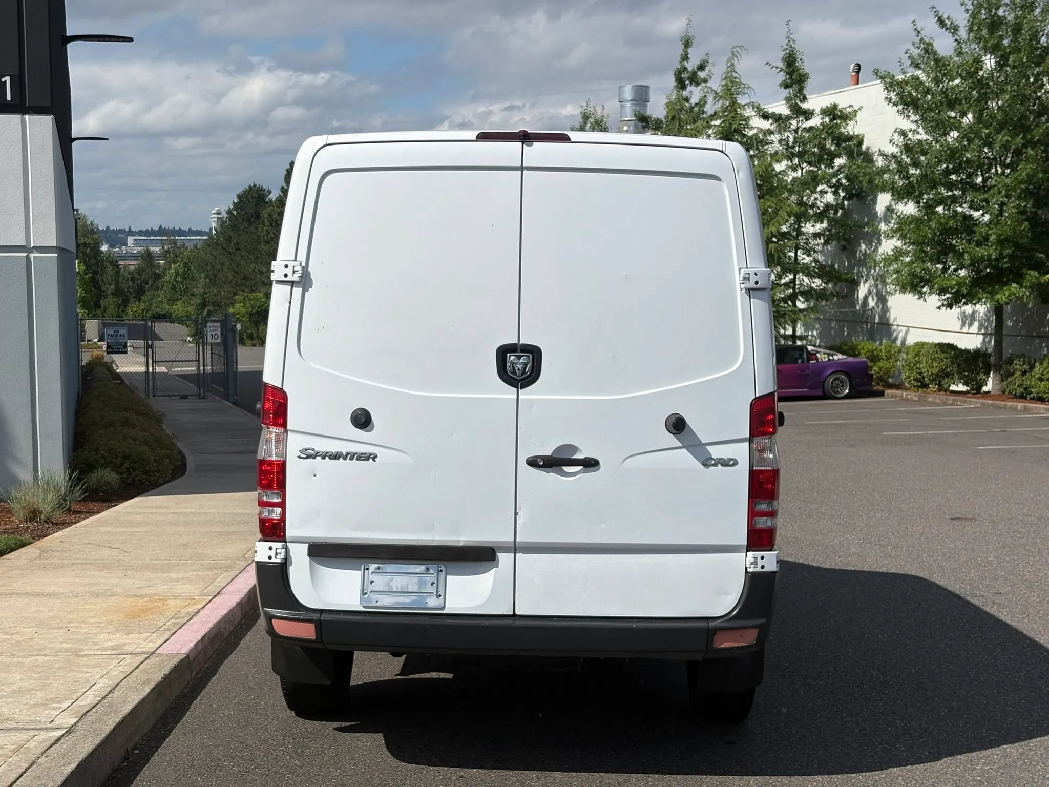 Used 2007 Dodge Sprinter 2500 RWD image 5