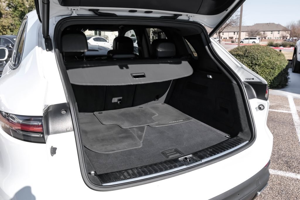 Used 2022 Porsche Cayenne AWD/4WD image 58