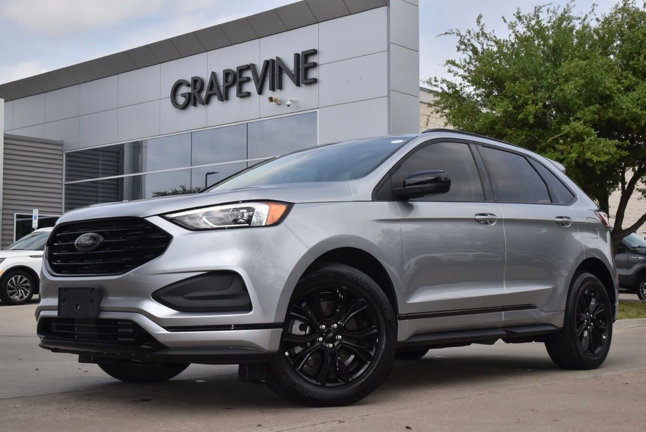 Certified 2023 Ford Edge SE w/ Black Appearance Package image 2