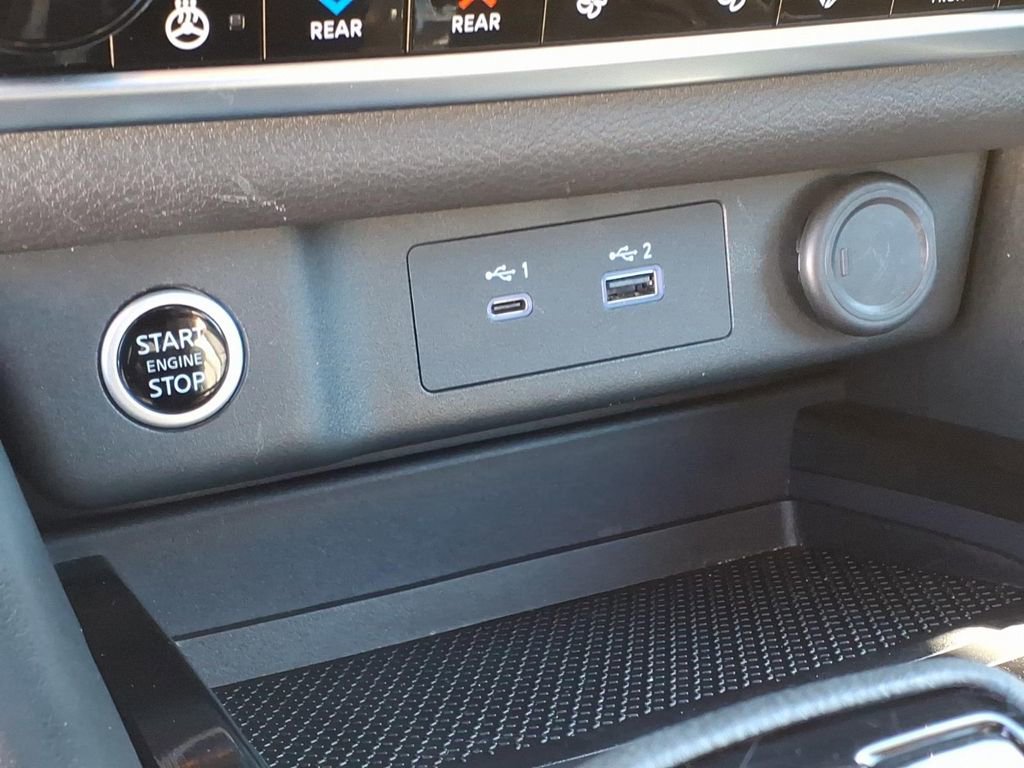 Certified 2023 Nissan Rogue SL w/ SL Premium Package image 21