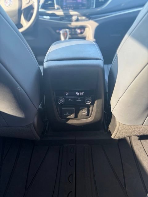 Used 2020 Buick Enclave Essence w/ Sound and Sites Package FWD image 21