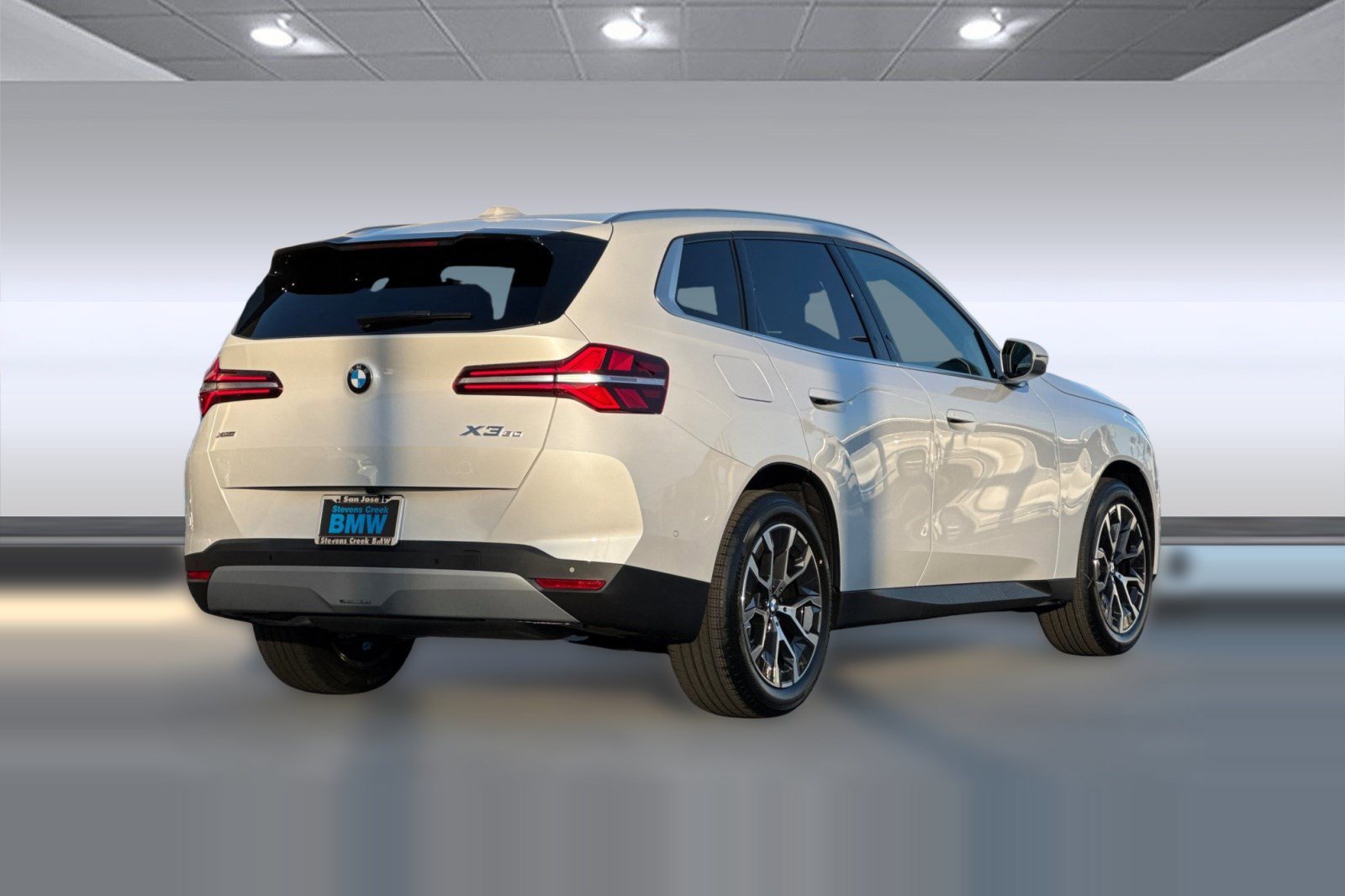 Used 2026 BMW X3 xDrive30i w/ Premium Package AWD/4WD image 8