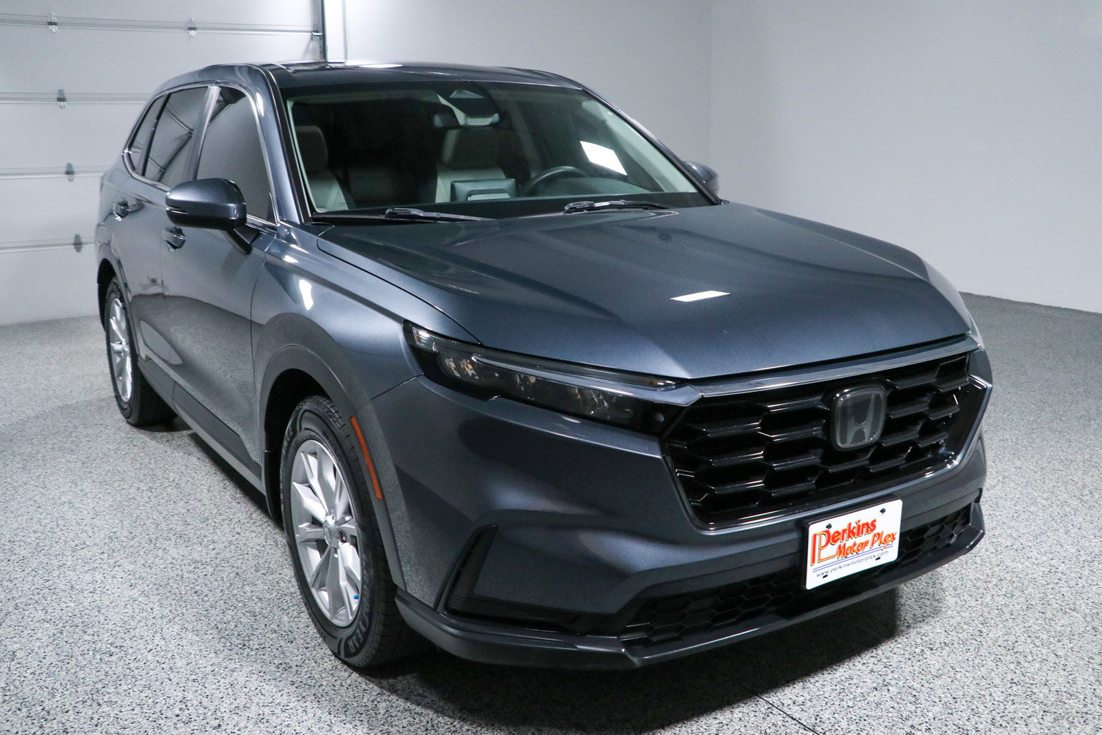 Used 2024 Honda CR-V EX image 5