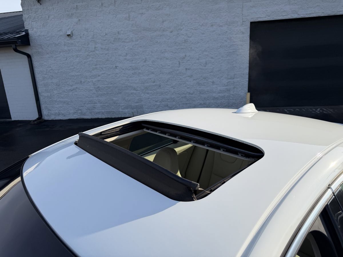 Used 2013 Volvo S60 T5 image 9